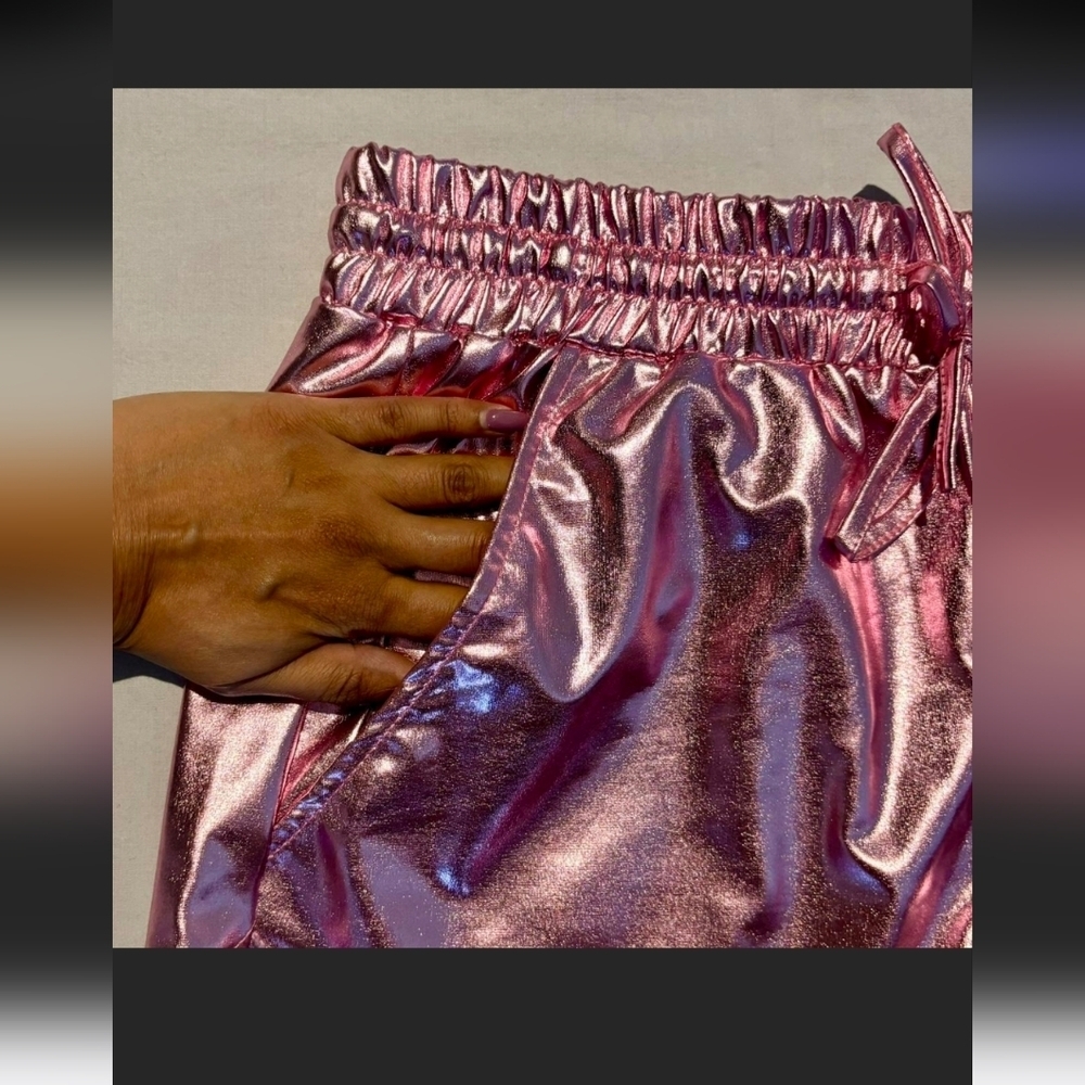 Metallic Pink Shorts with Drawstring - Picture 3 of 9